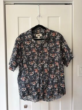 Joseph Abboud Short-Sleeve Floral Button-Down Shirt in Charcoal and Rust